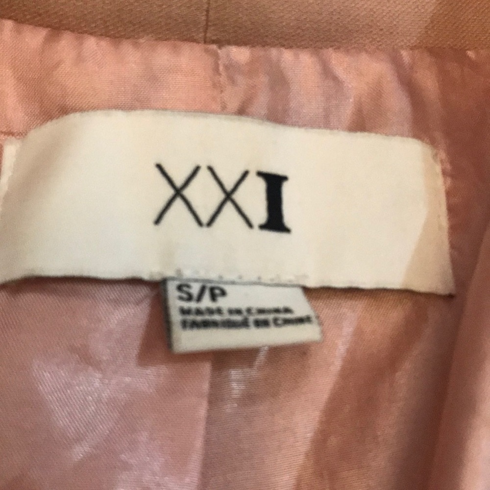 Pink jacket - Picture 4 of 4